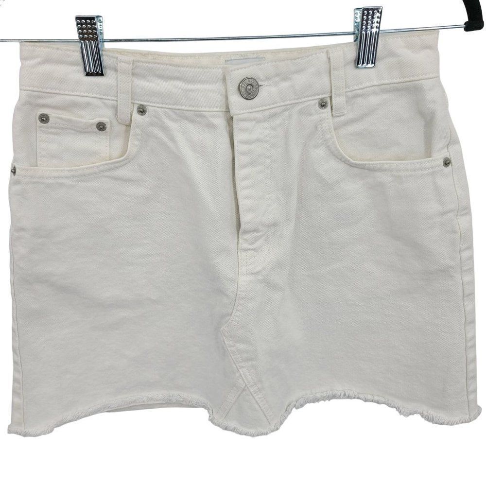 Urban Outfitters Denim Mini Skirt M‎ White Frayed Hem 5 Pocket Cotton Rockabilly
